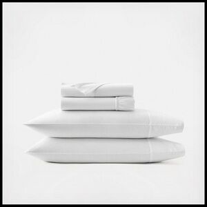 Boll & Branch Percale Hemmed White Sheet Set